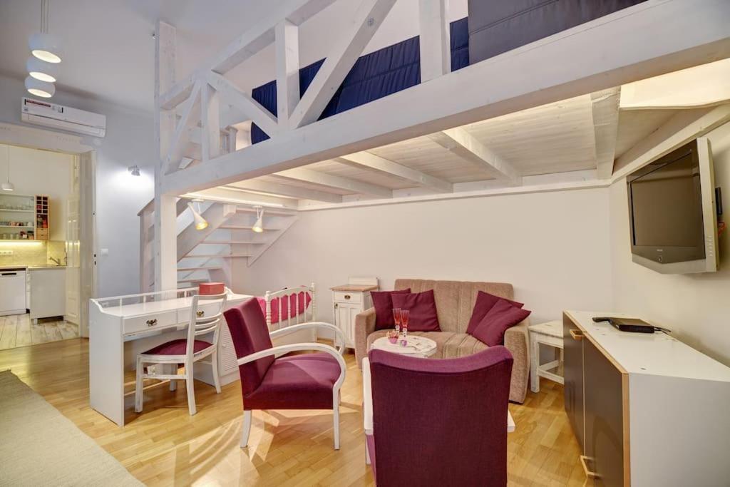 Apartament And Calmness